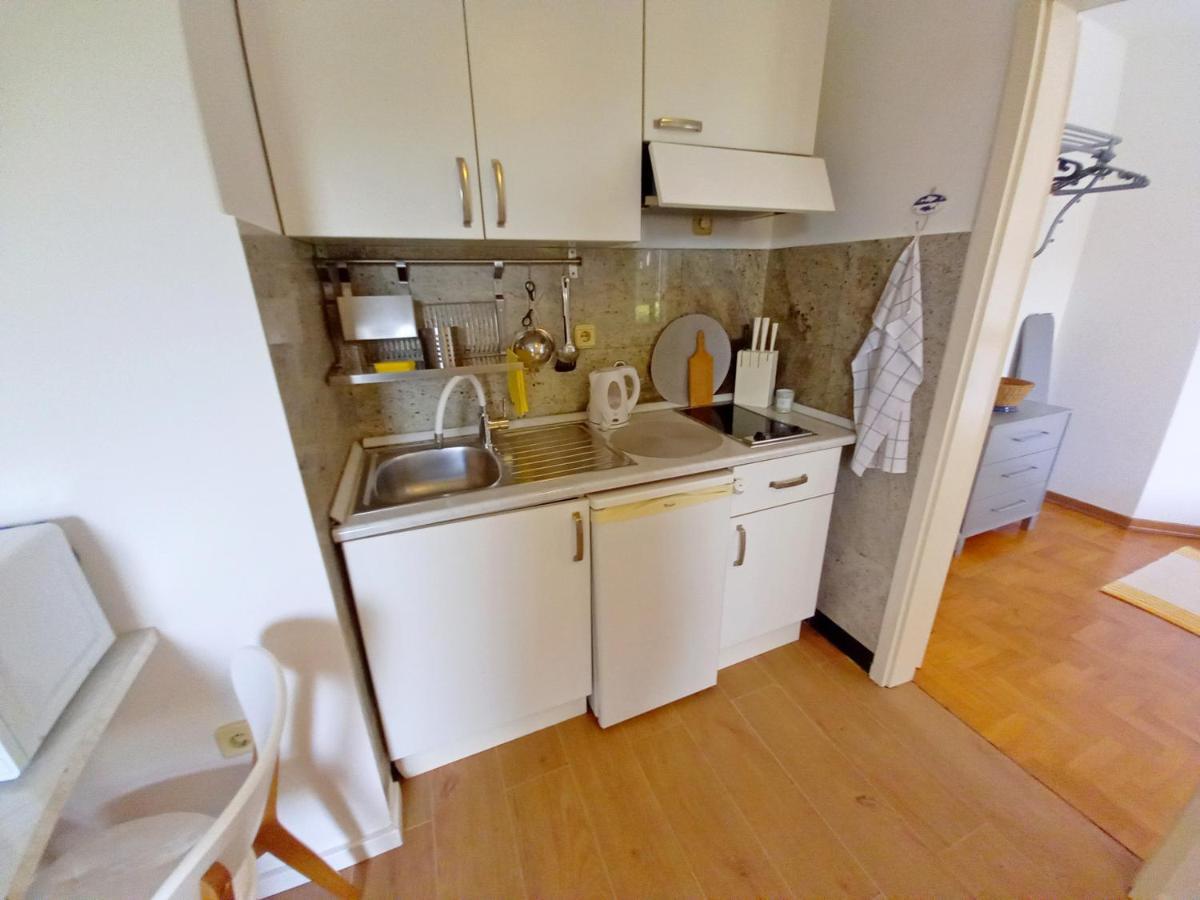 Apartment Lungomare Pula Extérieur photo