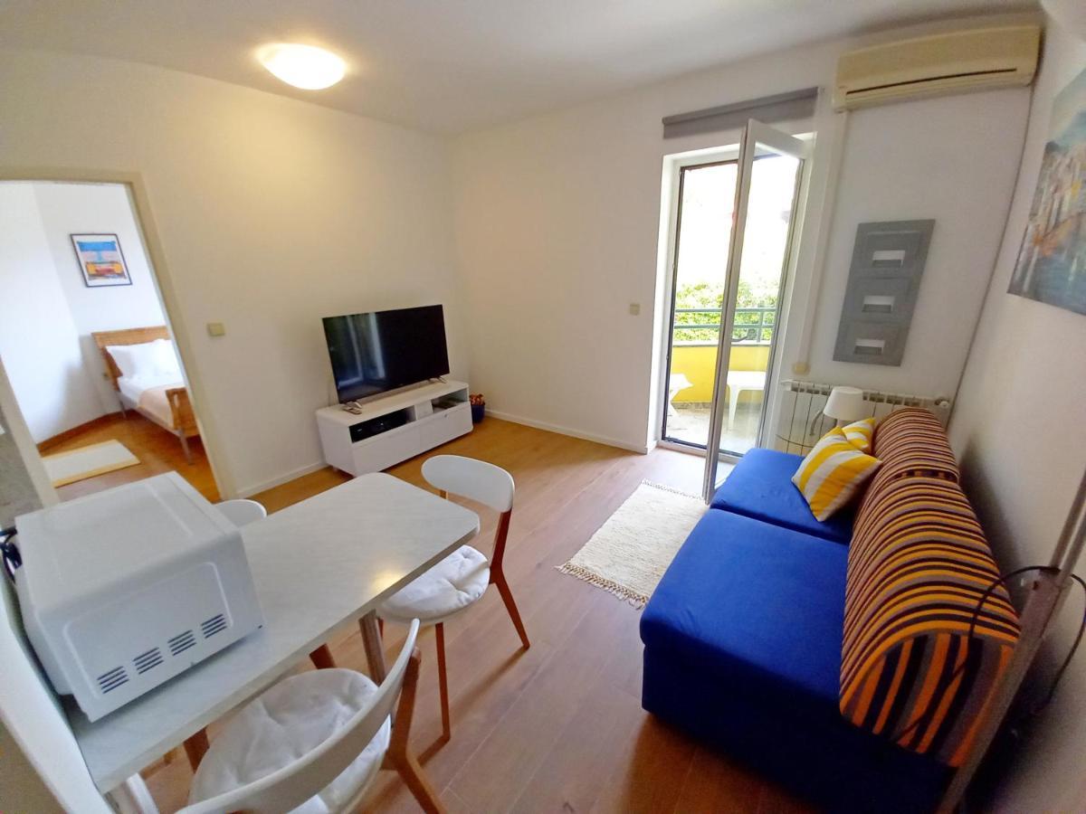 Apartment Lungomare Pula Extérieur photo